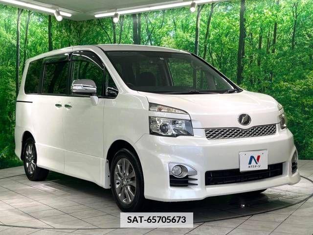 Toyota VOXY 2011-10 340858-17