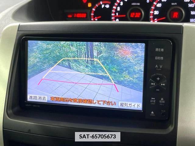Toyota VOXY 2011-10 340858-3