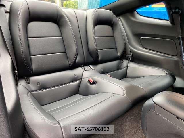 Ford MUSTANG 2021-08 271259-13