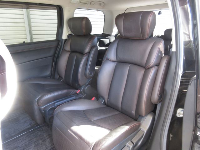 Nissan ELGRAND 2010-08 15620-12