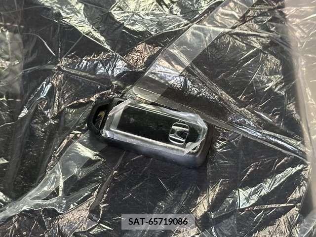 Honda N BOX CUSTOM 2023-01 307429-12
