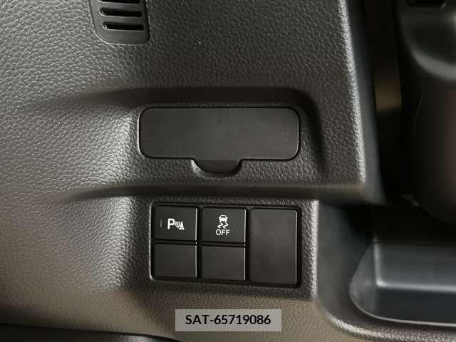 Honda N BOX CUSTOM 2023-01 307429-14