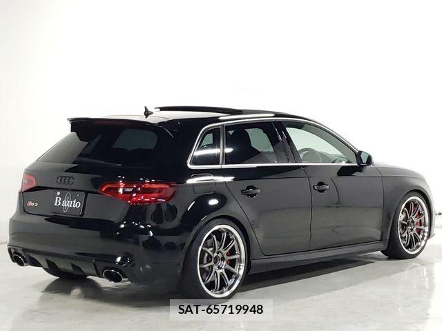 Audi RS3 SPORTBACK 2015-12 439480-9