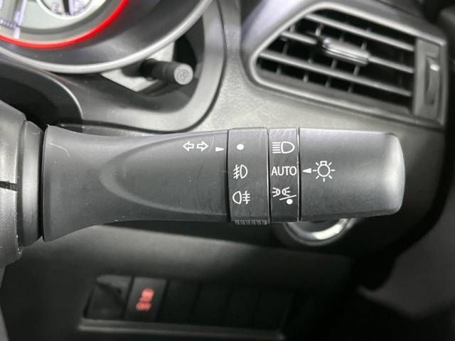 Suzuki SWIFT 2021-08 182465-3