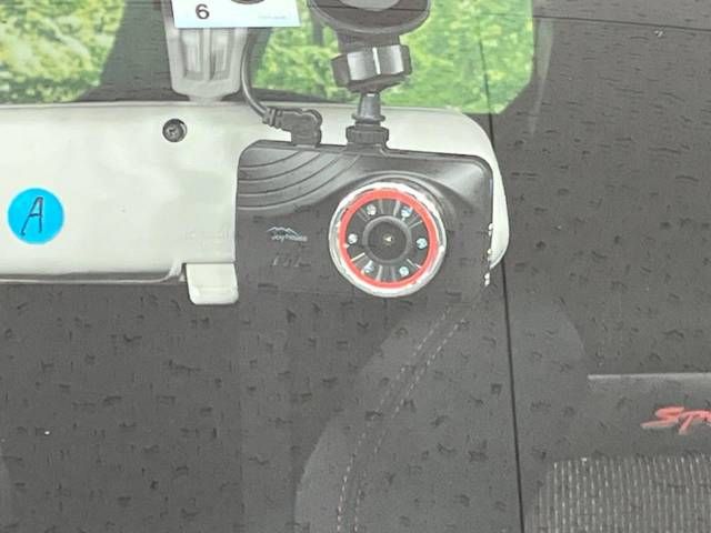Suzuki SWIFT 2021-08 182465-6