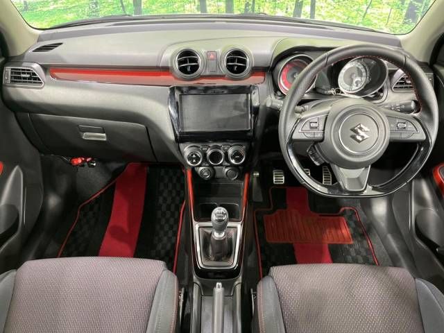 Suzuki SWIFT 2021-08 182465-1