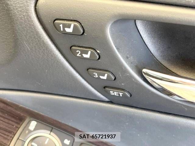 Lexus IS 2016-04 354188-5