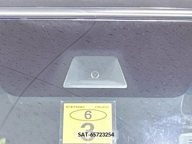 Honda N BOX CUSTOM 2019-03 211768-4