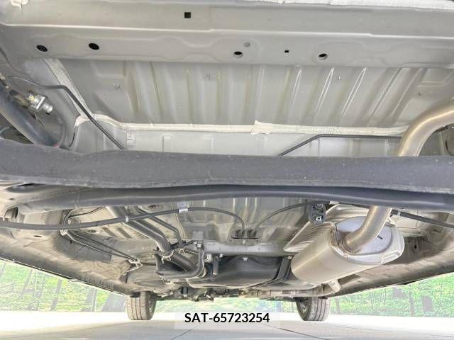 Honda N BOX CUSTOM 2019-03 211768-19