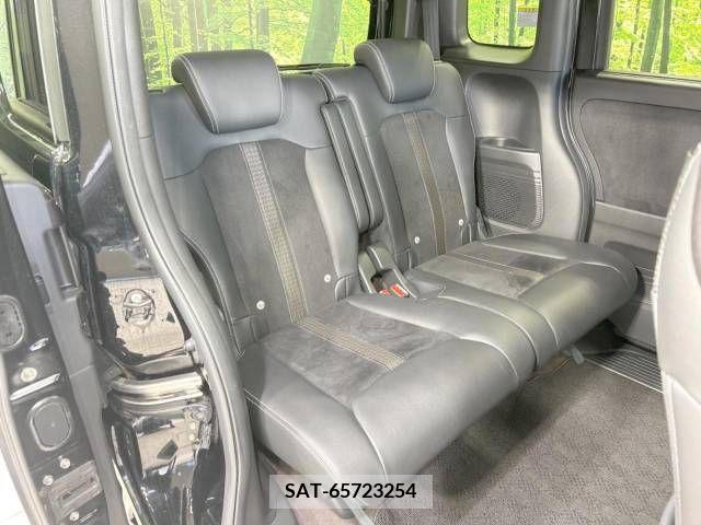 Honda N BOX CUSTOM 2019-03 211768-9