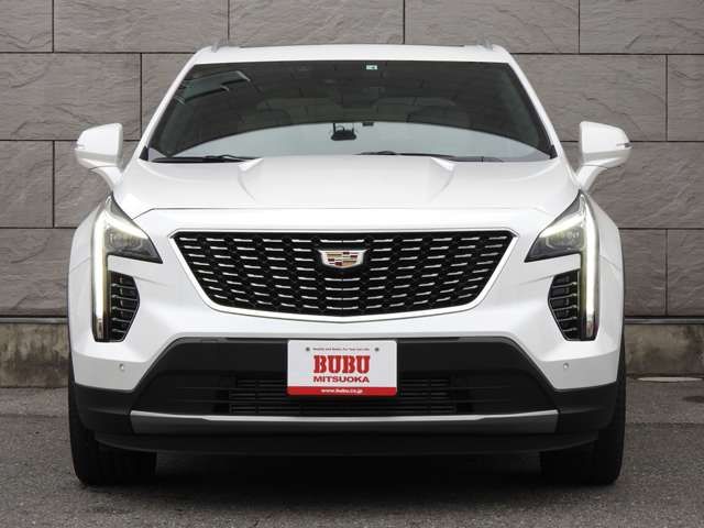 Cadillac XT4 2022-04 11439-1