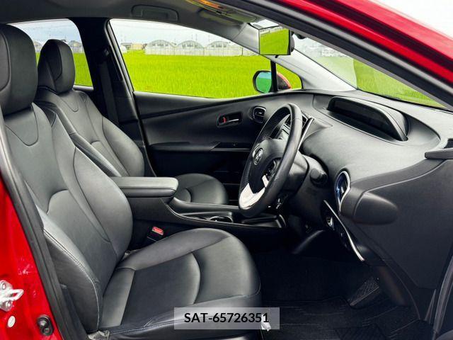 Toyota PRIUS 2016-06 366481-7