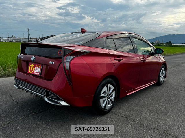 Toyota PRIUS 2016-06 366481-3