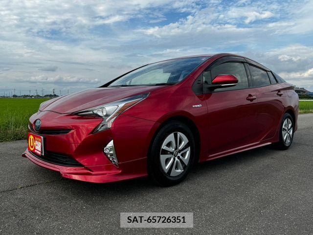 Toyota PRIUS 2016-06 366481-2