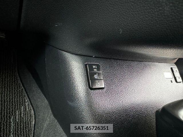 Toyota PRIUS 2016-06 366481-18