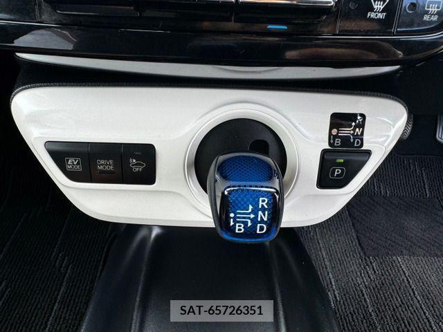 Toyota PRIUS 2016-06 366481-16