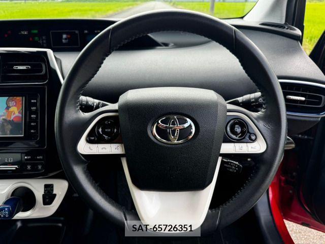 Toyota PRIUS 2016-06 366481-10