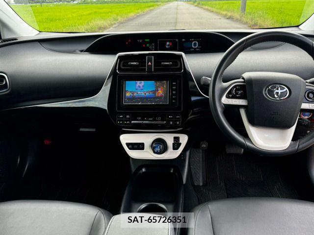 Toyota PRIUS 2016-06 366481-9