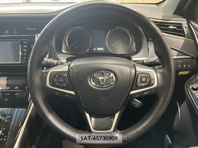 Toyota HARRIER 2018-01 378749-9