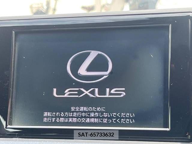 Lexus CT 2013-10 353907-2