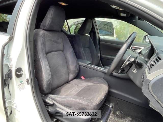Lexus CT 2013-10 353907-8