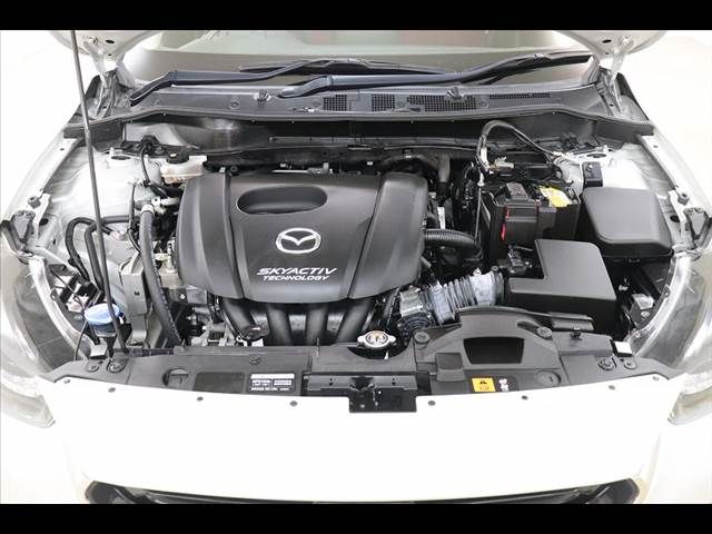 Mazda DEMIO 2017-12 7475-24