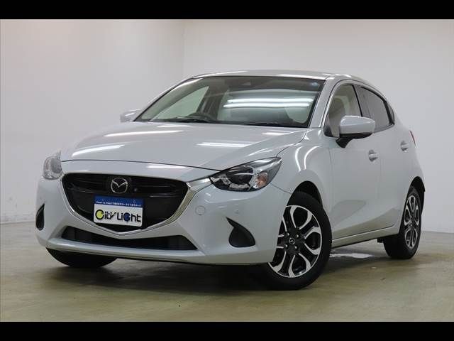 Mazda DEMIO 2017-12 7475-16