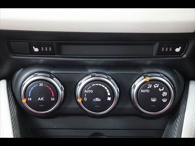 Mazda DEMIO 2017-12 7475-29