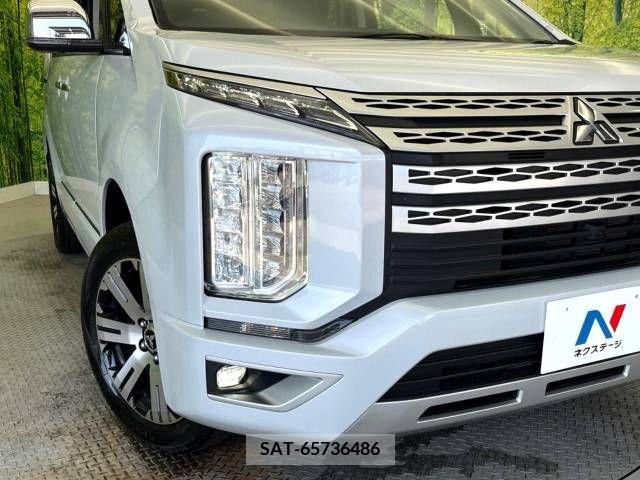 Mitsubishi DELICA D5 2022-08 359332-13