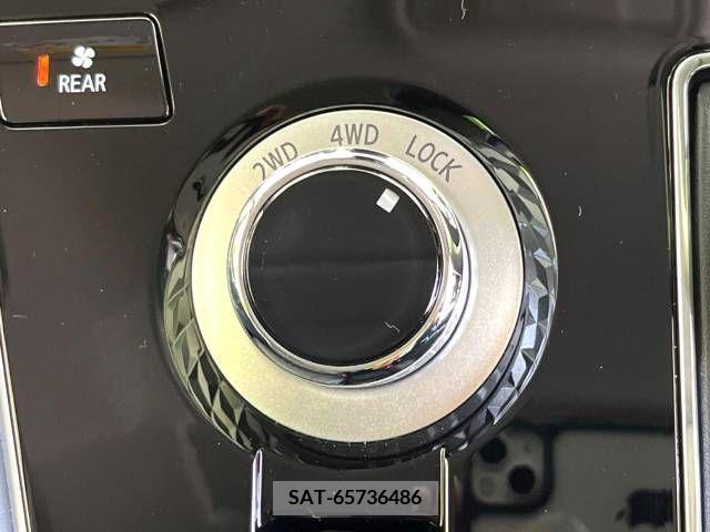 Mitsubishi DELICA D5 2022-08 359332-5
