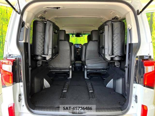 Mitsubishi DELICA D5 2022-08 359332-11