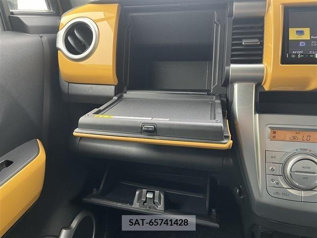 Suzuki HUSTLER 2017-04 297839-16