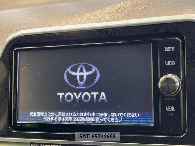 Toyota SIENTA 2017-08 368215-2