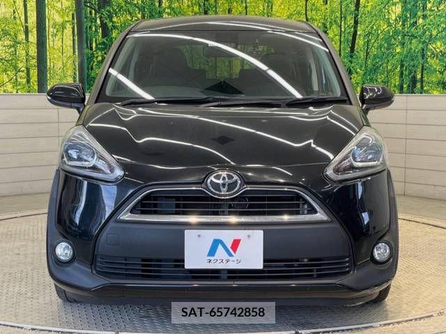 Toyota SIENTA 2017-08 368215-15