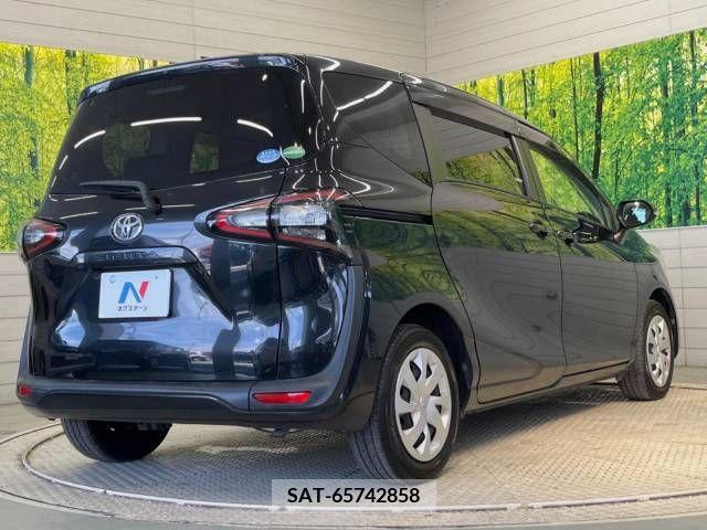 Toyota SIENTA 2017-08 368215-18