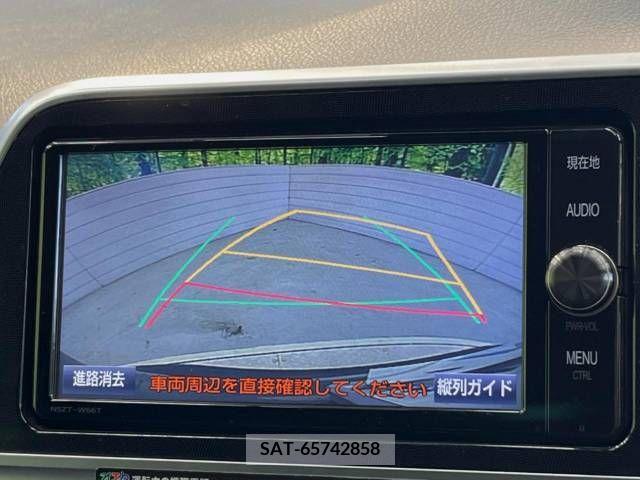 Toyota SIENTA 2017-08 368215-3
