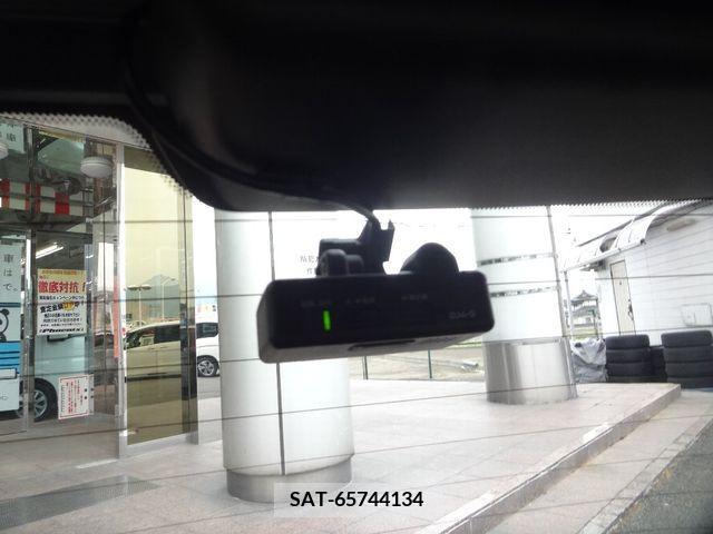 Nissan NOTE 2019-03 280085-12