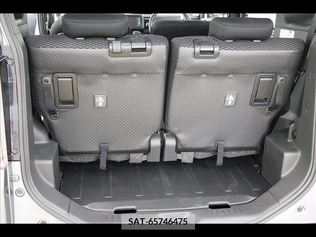 Daihatsu WAKE 2016-08 205559-11