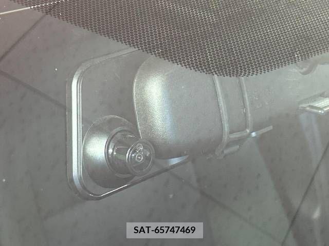 Toyota AQUA 2015-08 389319-4