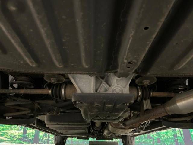 Toyota VOXY 2017-05 192829-19