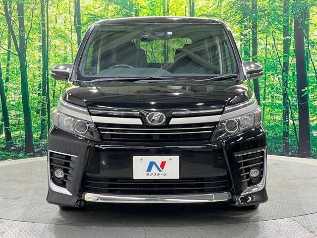 Toyota VOXY 2017-05 192829-14