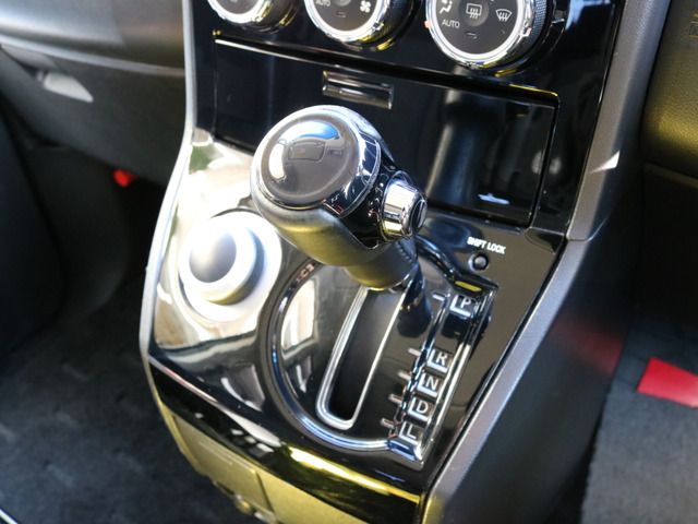 Mitsubishi DELICA D5 2014-07 5379-3