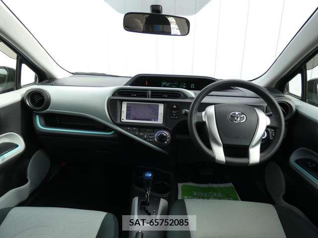 Toyota AQUA 2012-09 356336-4
