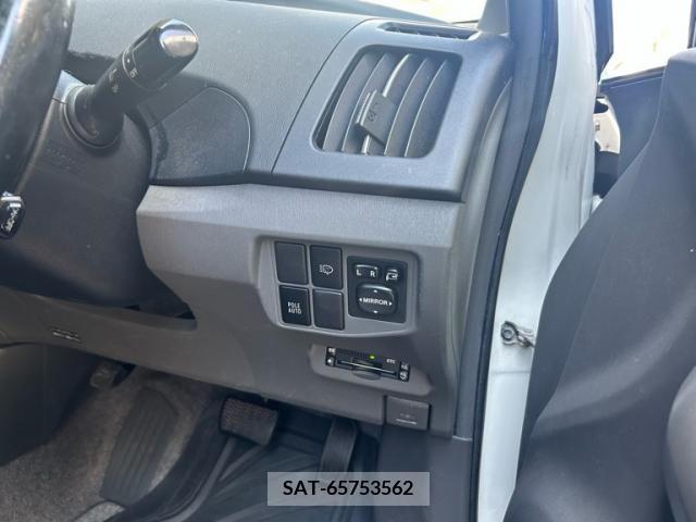 Toyota PRIUS 2009-09 393469-11