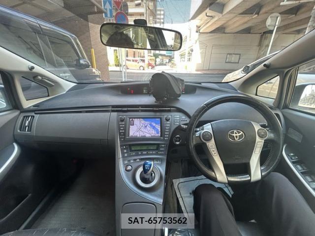 Toyota PRIUS 2009-09 393469-18