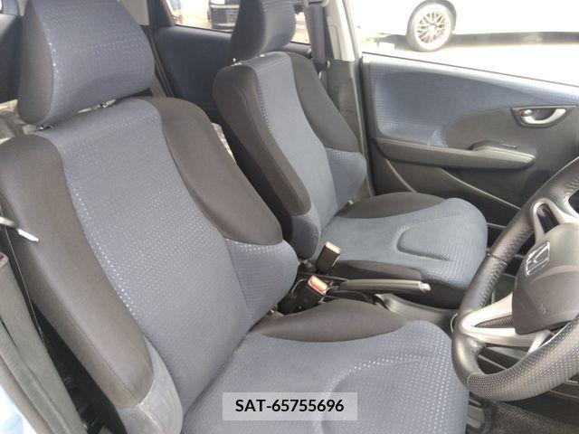 Honda FIT 2010-04 325529-8