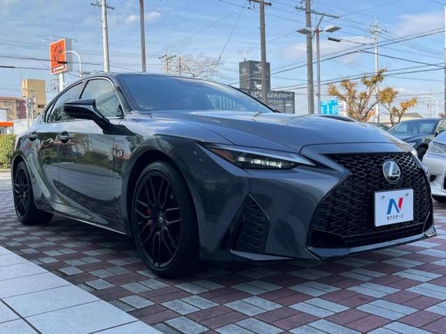 Lexus IS 2021-05 181033-15
