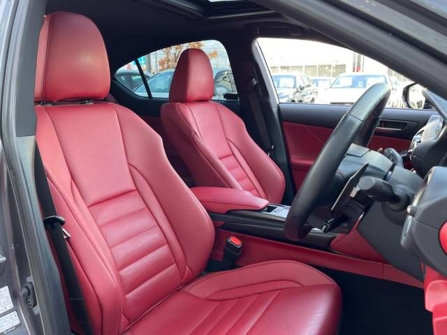 Lexus IS 2021-05 181033-8