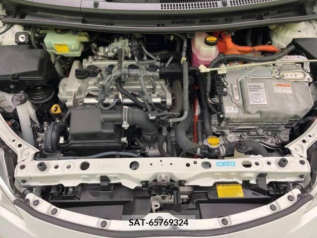 Toyota AQUA 2014-07 255343-19