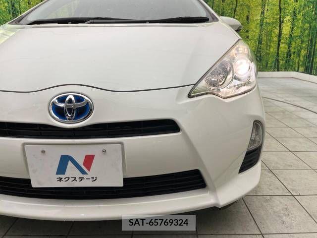 Toyota AQUA 2014-07 255343-12